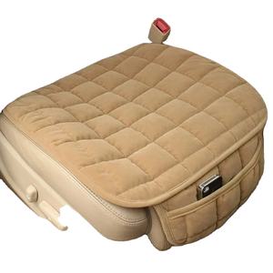 Housse de siège de voiture avant universelle pour l'hiver compatible avec les modèles Land Cruiser Civic C-HR - Product Image 1