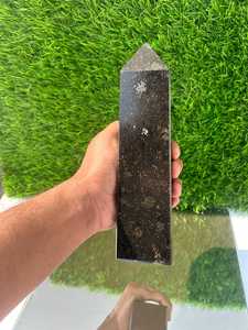 Obélisque élégant en cristal d'obsidienne noire fabriqué à la main tour de pierre de protection spirituelle de guérison traditionnelle pour d'autres métiers en cristal - Product Image 2