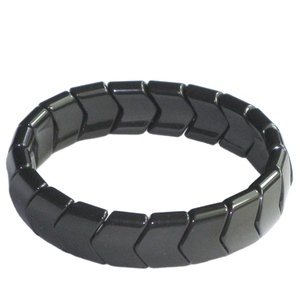 En gros Pas Cher Prix Naturel Noir Énergie Tourmaline Pierre Bracelet Cercle De Sang Ion Négatif pour Application Du Corps - Product Image 1