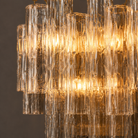 Vente en gros en ligne de luminaires muraux contemporains multi-couches, tubes en verre givré ondulé, base en métal doré, décoration intérieure
