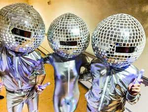 Boule <span class=keywords><strong>disco</strong></span> en verre à effet miroir populaire pour accessoires interactifs de scène avec faisceau lumineux - Product Image 4