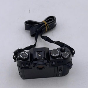 กล้องมิเรอร์เลส <span class=keywords><strong>Fujifilm</strong></span> <span class=keywords><strong>X</strong></span>-T50 มือสองคุณภาพสูง ความละเอียด 40.2MP APS-C ดีไซน์ย้อนยุคสุดพรีเมียม - Product Image 5