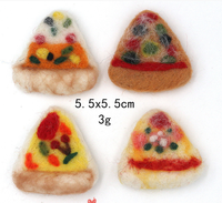 Jouet d'exercice pour chat en feutre de laine, adorable et réaliste, en forme de pizza, tissé à la main, 5,5x5,5 CM