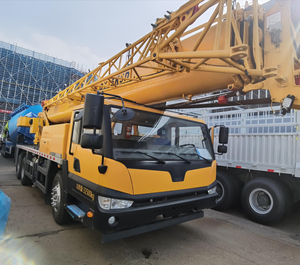 Grúa de Camión de 25T con Tanque de Combustible de 360L de Largo Alcance para Alta Eficiencia - Product Image 2