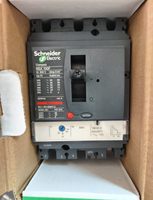 Disjoncteur PLC LV429632 NSX100F
