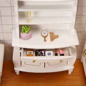 Estilo europeo 1:12 modelo de bolsillo casa de muñecas de madera manualidades en miniatura gabinete Vertical exhibición dibujos animados grasa librería muebles - Product Image 4