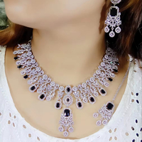 Parure de bijoux de mariée tendance pour femme en laiton plaqué argent, collier, boucles d'oreilles, mang tikka, pour fiançailles, mariage, fête, faite à la main, en gros