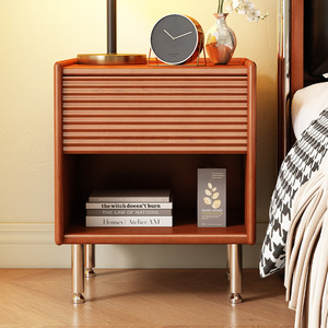 Mesita de noche de madera maciza con cajón de almacenamiento para dormitorio, estilo retro - Product Image 3