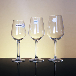 Verre à vin rouge artisanal de luxe professionnel 350 ml à longue tige avec design profond pour centres de conférence, hôtels et banquets - Product Image 4