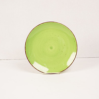 Services de table en céramique grès, design nordique moderne et luxueux, vaisselle écologique à motif moucheté pour usage en restaurant