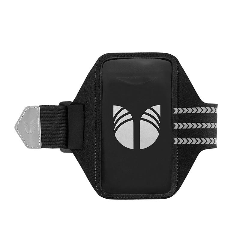 สีดำสง่างาม