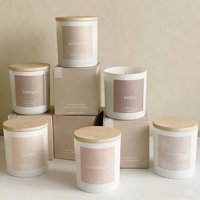 Bougie parfumée artisanale de luxe en cire de soja dans un bocal en verre nordique unique pour cadeaux de mariage, souvenirs de vacances