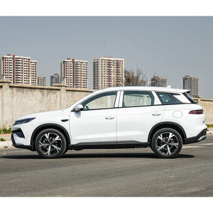 BYD Song Pro DM-i 2025 Usado, 2.ª Generación, Conducción Inteligente, 115 KM, SUV Compacto de Excelencia, Cuero, Techo Panorámico, Luces LED, Volante a la Izquierda - Product Image 3