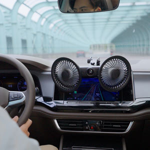 Ventilateur de voiture Pluska G14 à double tête, 3000 mAh, avec ventouse réglable pour tableau de bord et pare-brise - Product Image 5