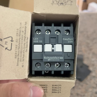 Baru dan Asli  KONTAKTOR BARU LC1N0910Q5N LC1N0910 AC380V 1NO YY Stok di Gudang