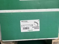 Écrans tactiles XBT0T5320 et XBTG2110 neufs avec 11 mémoires et 111 interfaces de communication, prix négociable
