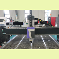 Machine de fraisage CNC pour le travail du bois à bas prix 4*8 pieds, fraiseuse CNC 3D 1325 1530 2030 2040 pour porte en bois