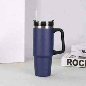 Stainless Steel Cup for Adults, 30Oz Thermal Insulation Cup <b>With</b> Modern Design <b>Straw</b> - Product Image 5