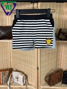 Abbigliamento Usato per Bambini all'Ingrosso, Collezione Estiva Casual, Vestiti Usati per Bambini in Balle Miste, Colori e Taglie Assortiti - Product Image 3