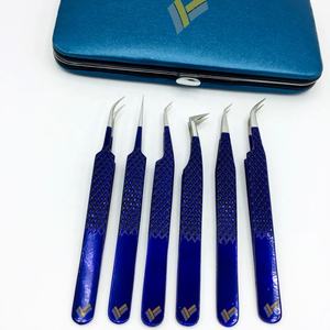 Pince à épiler professionnelle japonaise en acier inoxydable pour cils, pointue, avec logo personnalisé, couleur bleu métallisé, pour extensions de cils volume - Product Image 2