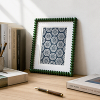 Cadre photo artisanal en bois de bouleau vert foncé avec perles, style bohème, écologique, avec support en velours pour utilisation sur table, OEM