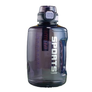 Bouteille de sport en plastique sans BPA de 1,8 L, écologique, en PC, avec corde personnalisée, idéale pour la randonnée et les adultes – Vente en gros - Product Image 6