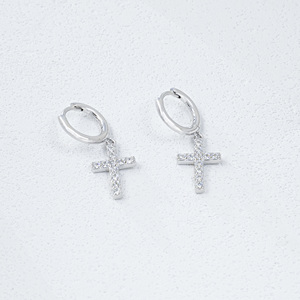 Exquisitos Pendientes de Moissanita con Cruz, Plata de Ley S925 - Product Image 1