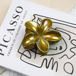 QianJin New Plume ria Haar klauen clip Großhandel Hawaiian Style Shiny Plastic Flower Hair Accessoires - Product Image 6