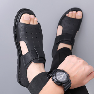 Sandales plates en cuir véritable pour hommes, à bout ouvert, avec fermeture à boucle, chaussures de plage décontractées respirantes pour l'été - Product Image 3