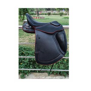 Selle en cuir durable conçue pour les longues heures de conduite, offrant un excellent soutien amorti et un ajustement sécurisé - Product Image 6