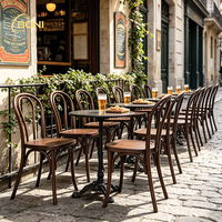 Chaise de café de style Thonet moderne, chaise de salle à manger empilable en plastique PP pour café, restaurant, utilisation commerciale