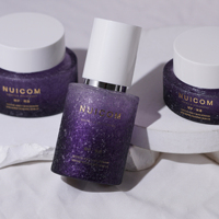 Nouvel ensemble cosmétique en verre violet foncé motif fleur de glace, flacon crème 30g et flacon lotion 100ml avec capuchon blanc