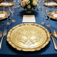 Assiettes de présentation 50 pièces en PP incassable, style américain, durables, non toxiques, avec motifs floraux en relief complexes pour hôtels, mariages, fêtes