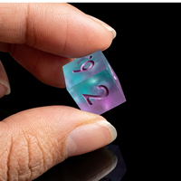 Mini set de dés DND en résine bleue irisée mate, 7 pièces, dés polyédriques à bords tranchants, dés givrés, jeux de rôle sur table, jeux de société Dungeons & Dragons