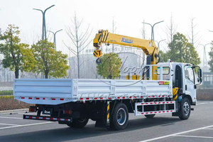 Grúa Montada en Camión ISUZU 4x2 con Motor Diésel, Grúa Autopropulsada de 4T - Product Image 3