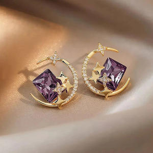 Boucles d'oreilles en or E2340 avec cristal violet, design étoile et lune, pour femmes, à porter au quotidien, bijoux mignons et tendance - Product Image 3
