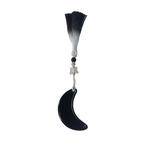 Tabla de Gua Sha de Obsidiana Negra Curativa en Forma de Luna, Cristal Natural con Borla Degradada, Versátil para Spa Facial y Decoración de Pared - Product Image 1