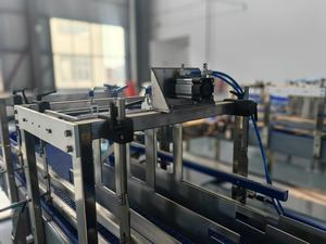 Machine de rétraction automatique de bouteilles en verre électrique haute vitesse, moteur, 30 paquets/min, emballage à film en une seule rouleau, certifiée CE, nouvelle génération pour l'alimentation - Product Image 2