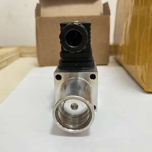 การติดตั้งท่อร่วม (แมนิโฟลด์) บาร์สเดล ซีรีส์ 8000 รุ่น 0417-014 สวิตช์เชิงกลแบบโมดูลาร์ขนาดกะทัดรัดและการติดตั้งท่อร่วม - Product Image 4