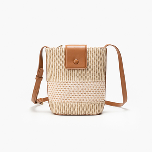 Sac bandoulière en paille tressée, sac seau messager avec sangle réglable, idéal pour l'été, les voyages et le quotidien des femmes - Product Image 1
