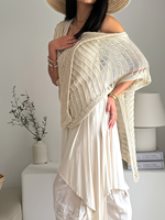 Poncho décontracté bohème en maille ouverte pour femme, collection été 2026, style resort, châle à points échelle, 60 % acrylique 40 % nylon, léger et drapé