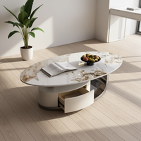Table basse contemporaine en marbre blanc avec plateau en marbre, structure en métal doré, design moderne, meuble de rangement pour salon, maison, hôtel
