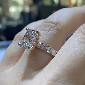 <span class=keywords><strong>Audrey</strong></span> 3ct Radiant Gold Alliances Bague de fiançailles personnalisée en moissanite 14K 18K - Product Image 3