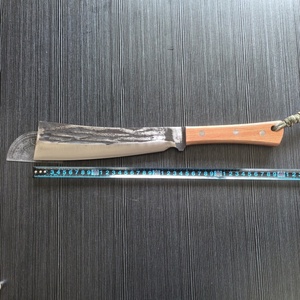 Coltello per Osteotomia a Lama Fissa in Acciaio a Molla per Uso in Cucina e Autodifesa - Product Image 3