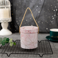Vente en gros d'usine de Offre Spéciale cabine en marbre rigide de luxe personnalisée boîte à fleurs en seau avec votre propre logo