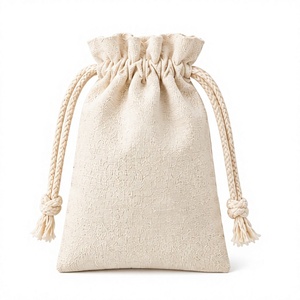 Bolsa de Regalo de Algodón Beige al por Mayor con Cordón, Textura Grabada, Bolsita Pequeña con Borla para Empaque de Regalos - Product Image 1
