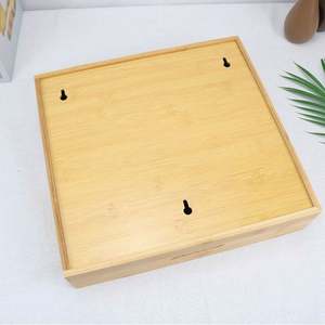 Caja de Almacenamiento Minimalista y Duradera de Tres Capas con Diseño Desmontable de Material PA+PE, Bolsa para Mantener Frescos los Alimentos, Instalación con Gancho para Baño - Product Image 4