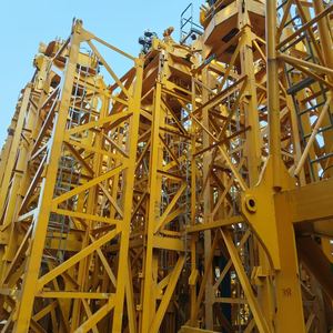 Grúa Torre Usada Zoomlion 7020 de 12 Toneladas con Plataforma Plana - Product Image 4