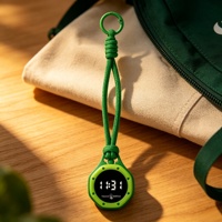 Montre de sport LED légère et respirante en gros avec bracelet en tissu tressé et boîtier rond de 46 mm pour un usage unisexe, du poignet à la montre.