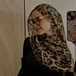 Sharut vendita calda all'ingrosso scialle musulmane leggero <span class=keywords><strong>sciarpa</strong></span> di cotone morbido grande leopardo stampa Hijab <span class=keywords><strong>sciarpa</strong></span> Hijab in viscosa - Product Image 3